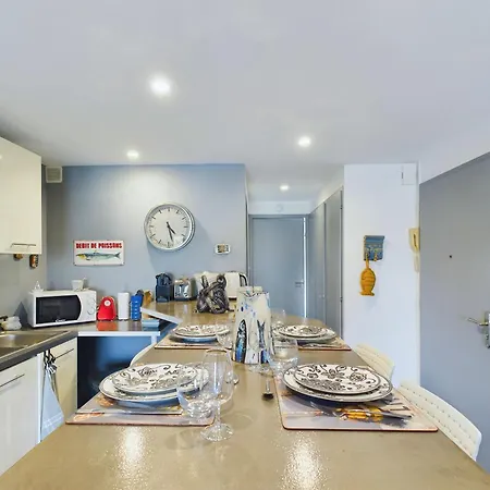 Cosy Pour 4, Vue Sur La Vie Apartment