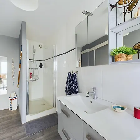 Cosy Pour 4, Vue Sur La Vie Apartment